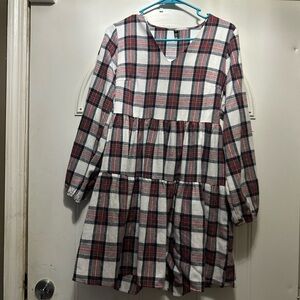 Fancyinn White, Black & Red Plaid Tiered Long-Sleeve Dress